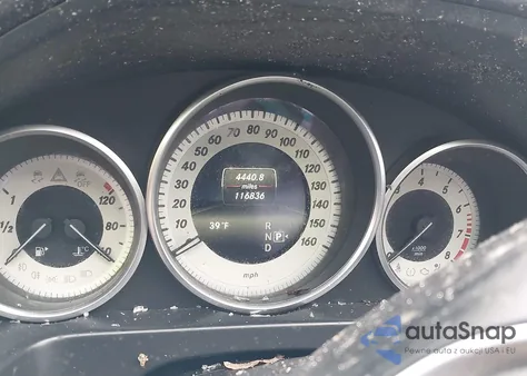 2014 Mercedes-Benz E 350 z USA, uszkodzony, nr VIN WDDHF5KB7EB054765